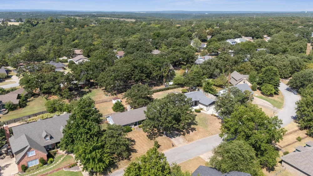 710 Martin Circle Sand Springs, OK 74063