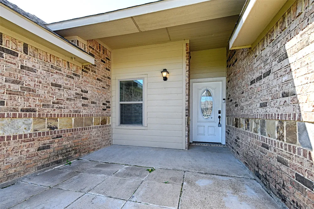 307 W Alene Drive Mabank, TX 75147
