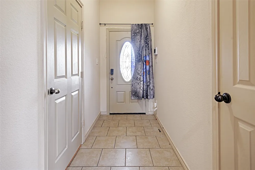 307 W Alene Drive Mabank, TX 75147