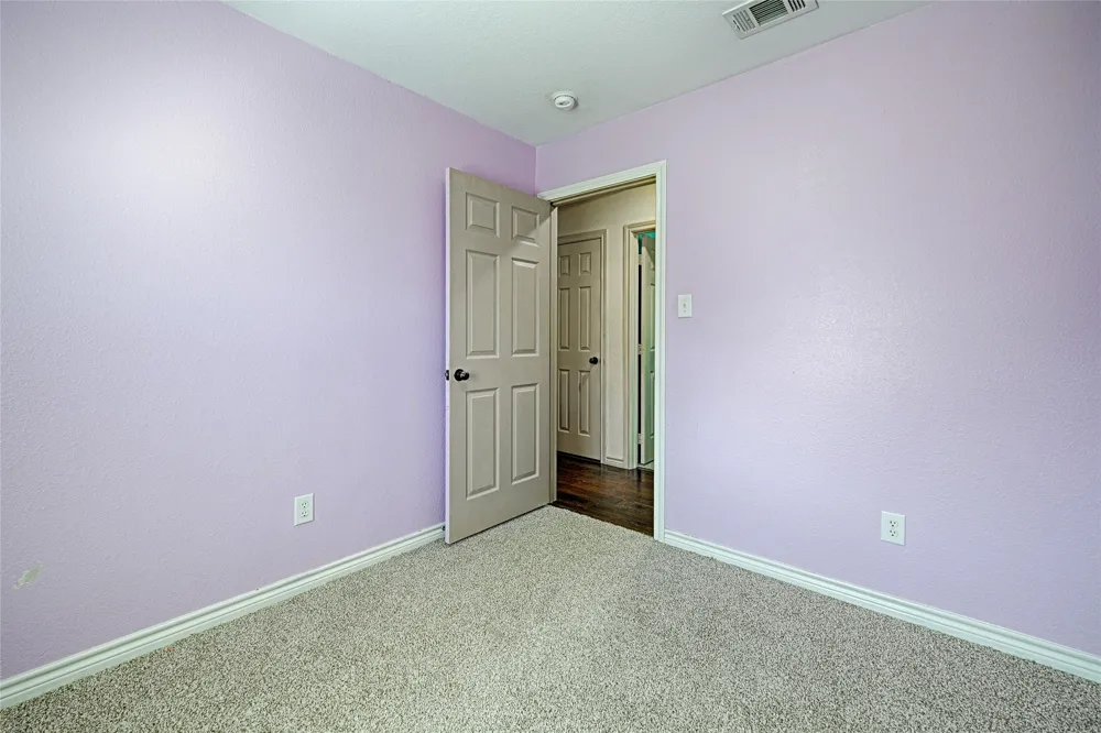 307 W Alene Drive Mabank, TX 75147