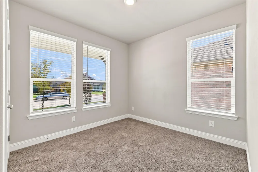 2704 Starling Street Denton, TX 76205