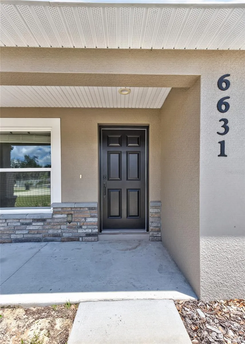6631 THORNHILL ROAD Winter Haven, FL 33880
