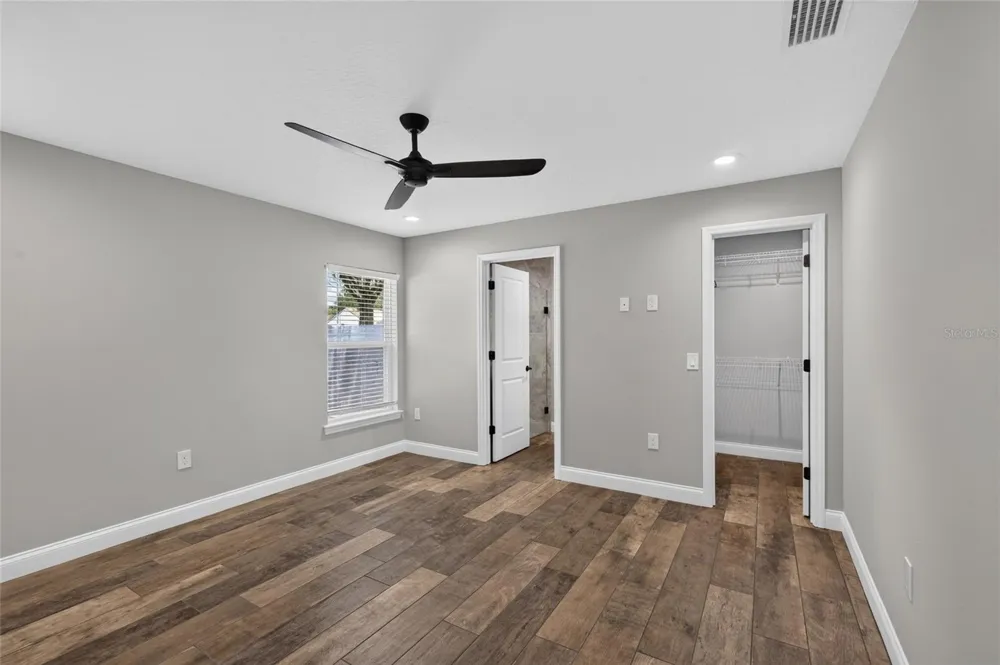 6631 THORNHILL ROAD Winter Haven, FL 33880