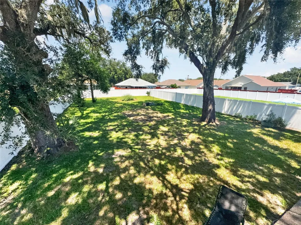 6631 THORNHILL ROAD Winter Haven, FL 33880