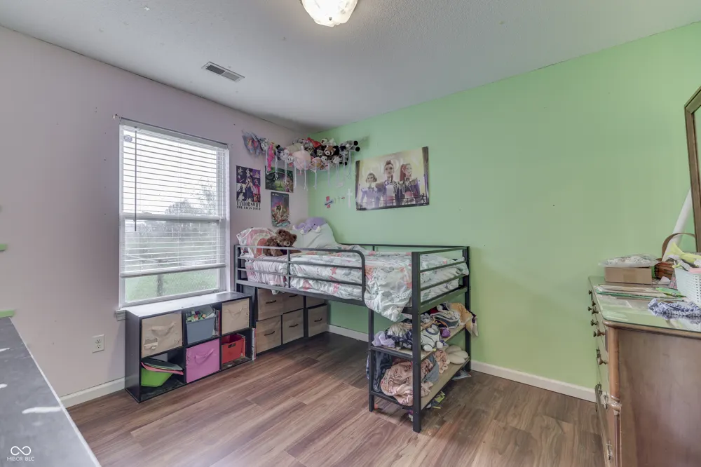 2369 Orchard Creek Drive Columbus, IN 47201