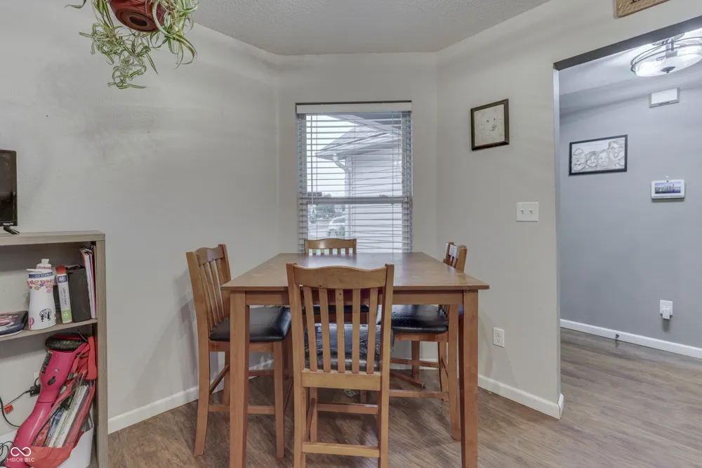 2369 Orchard Creek Drive Columbus, IN 47201
