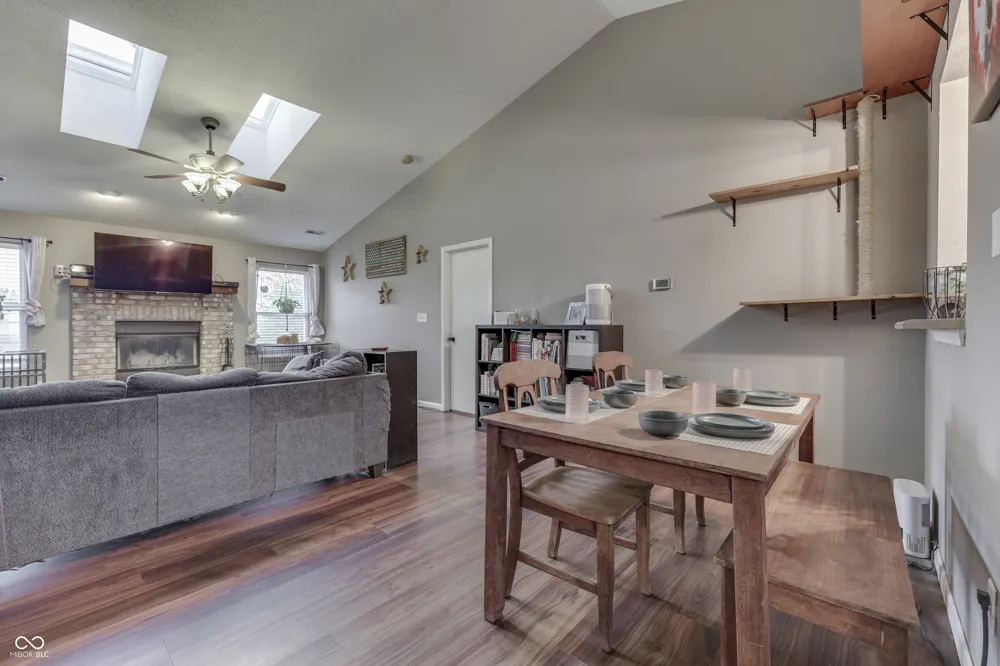 2369 Orchard Creek Drive Columbus, IN 47201