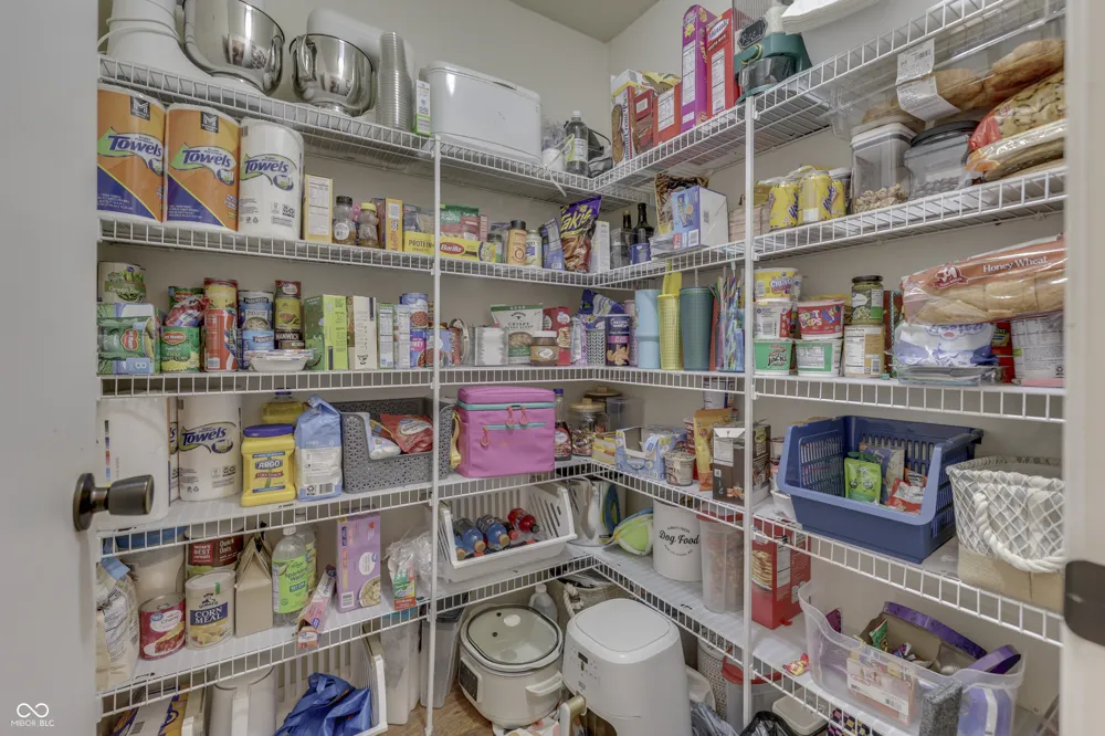 2369 Orchard Creek Drive Columbus, IN 47201