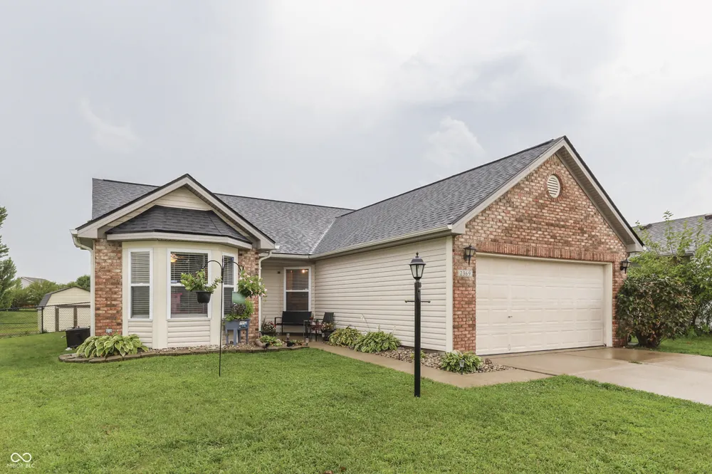 2369 Orchard Creek Drive Columbus, IN 47201