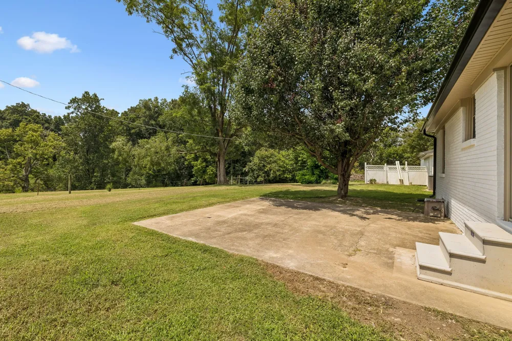 631 Bethany Rd Red Boiling Springs, TN 37150