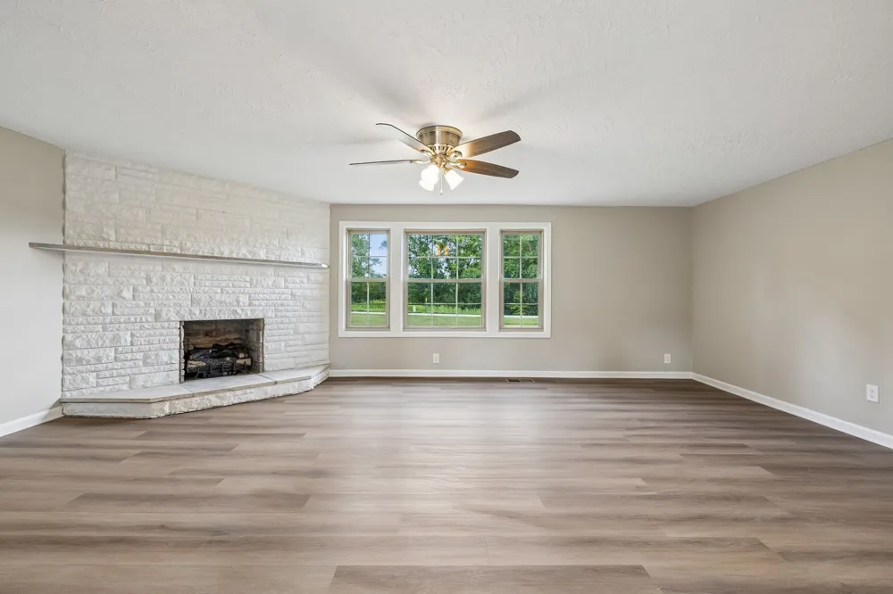 631 Bethany Rd Red Boiling Springs, TN 37150