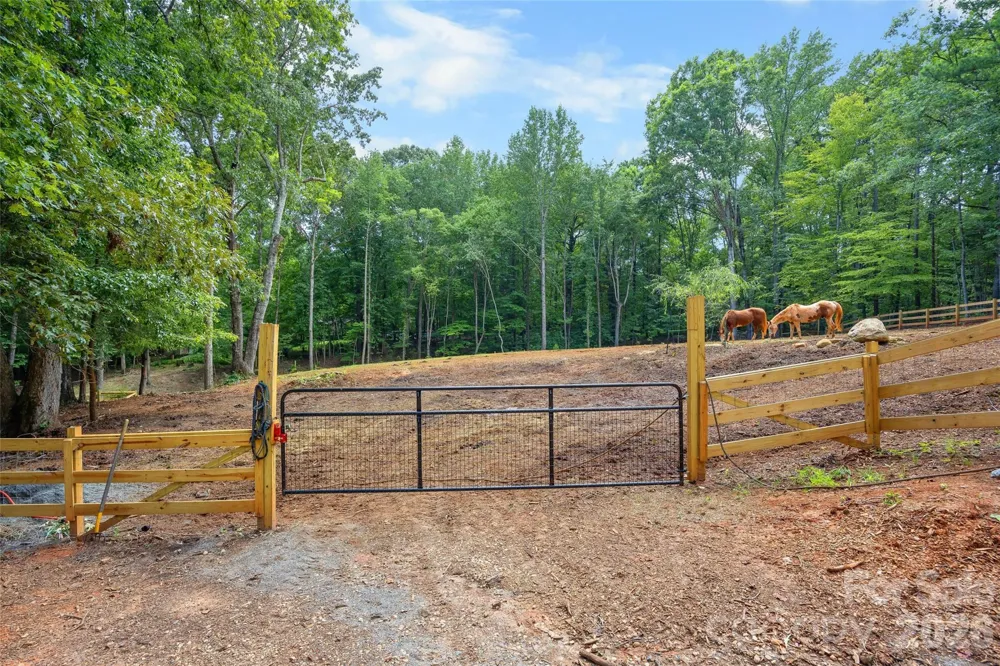 7105 Old Ridge Road Waxhaw, NC 28173