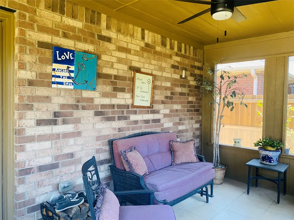 2250 Kaitlyn Drive Weatherford, TX 76087
