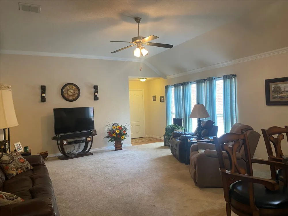 2250 Kaitlyn Drive Weatherford, TX 76087