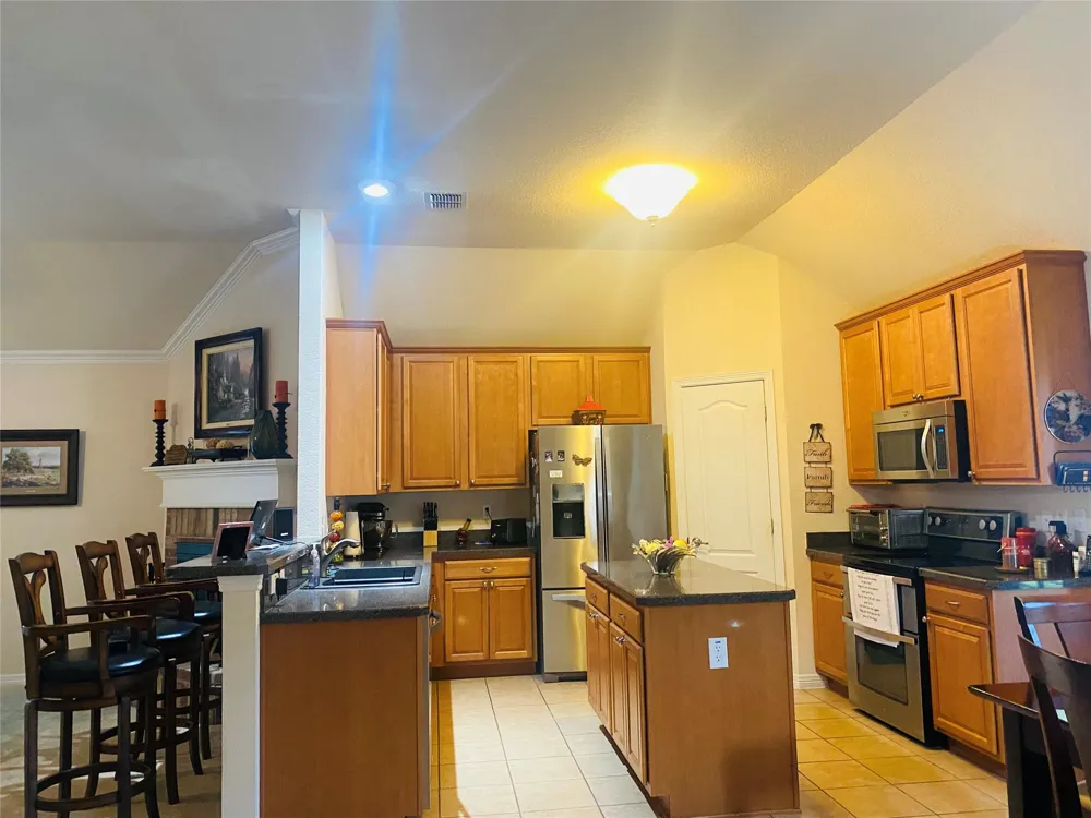 2250 Kaitlyn Drive Weatherford, TX 76087