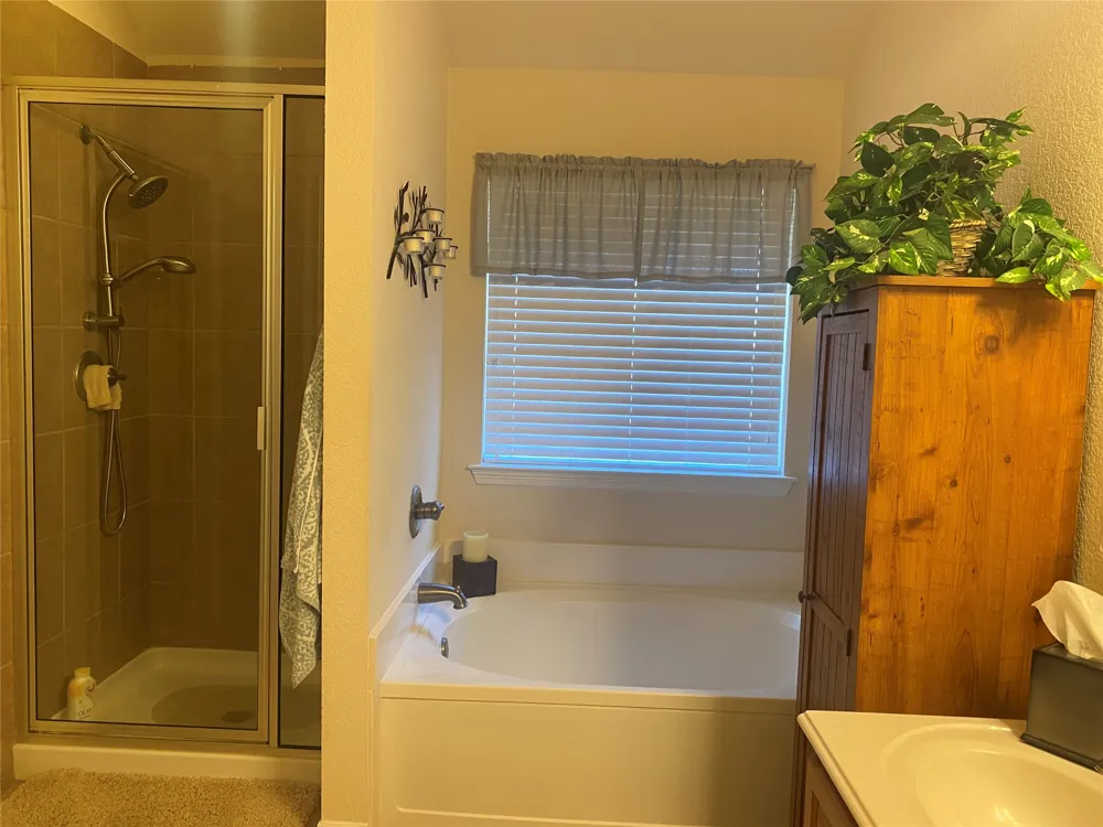2250 Kaitlyn Drive Weatherford, TX 76087
