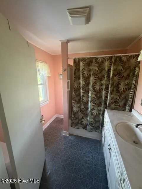 1031 Island Road Harkers Island, NC 28531