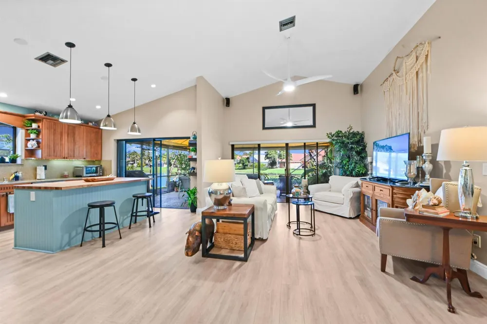 108 EXECUTIVE CIRCLE Boynton Beach, FL 33436