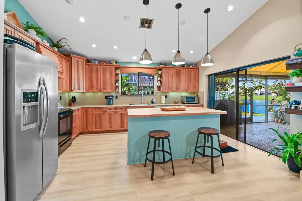 108 EXECUTIVE CIRCLE Boynton Beach, FL 33436