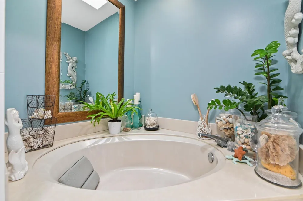 108 EXECUTIVE CIRCLE Boynton Beach, FL 33436