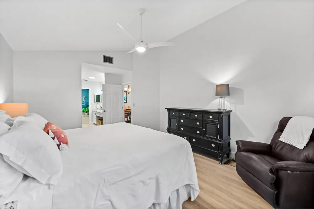 108 EXECUTIVE CIRCLE Boynton Beach, FL 33436