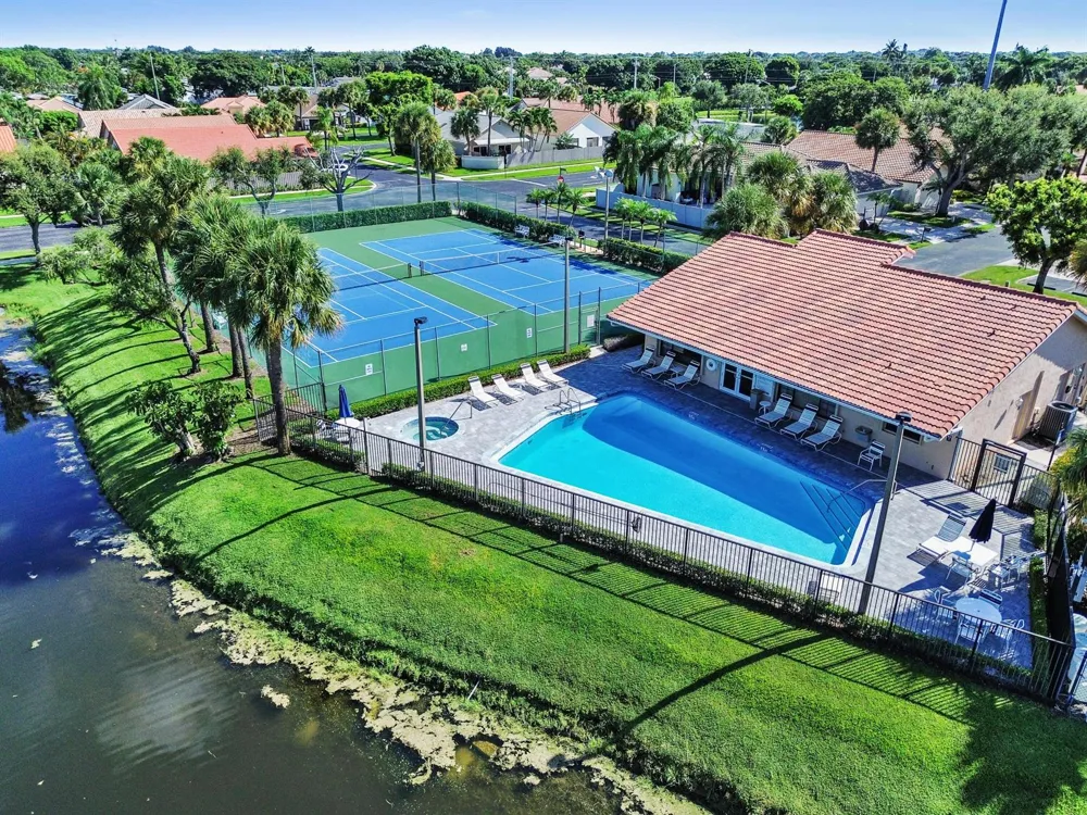108 EXECUTIVE CIRCLE Boynton Beach, FL 33436