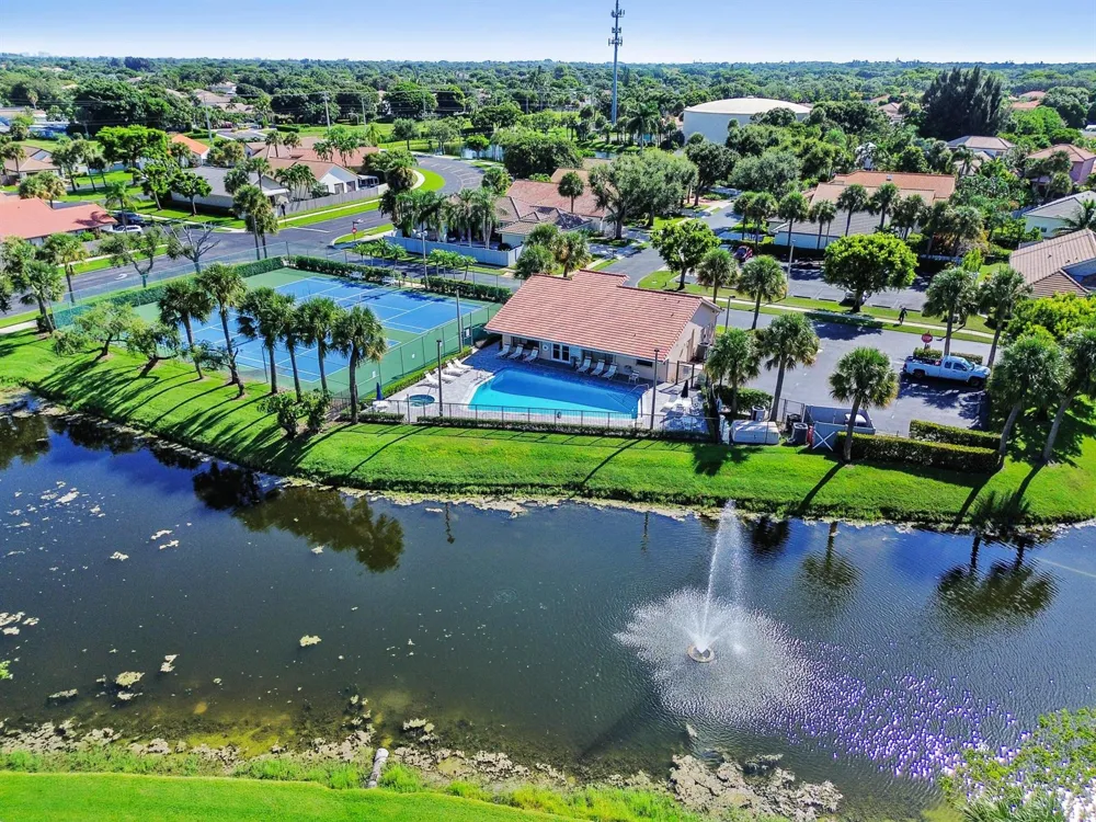 108 EXECUTIVE CIRCLE Boynton Beach, FL 33436