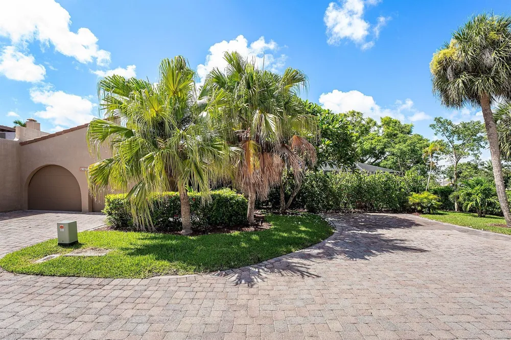 6582 Patio Lane Boca Raton, FL 33433