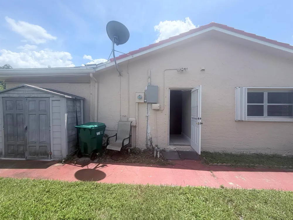 7302 WESTWOOD DRIVE Tamarac, FL 33321