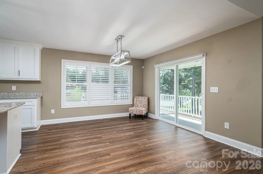 6901 Navajo Trail Sherrills Ford, NC 28673