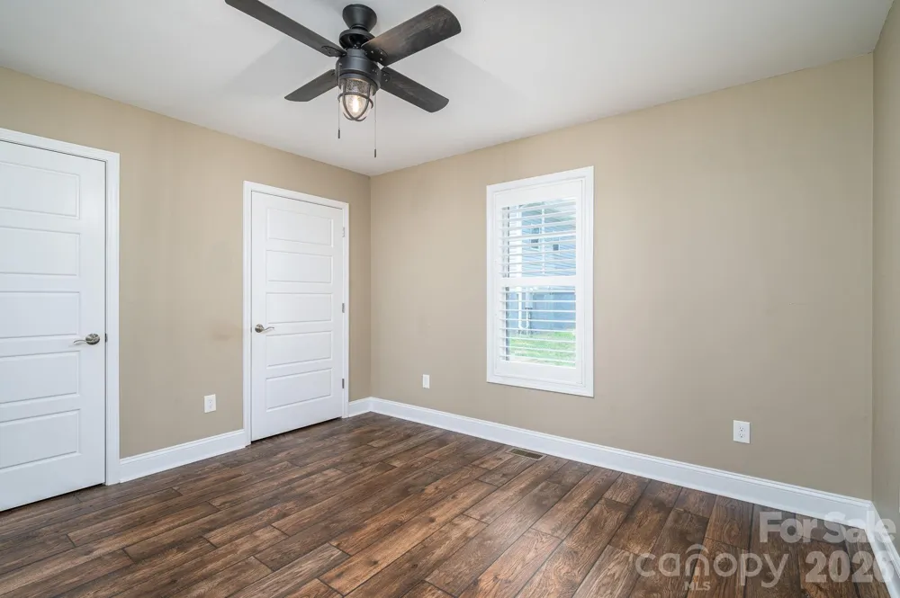 6901 Navajo Trail Sherrills Ford, NC 28673