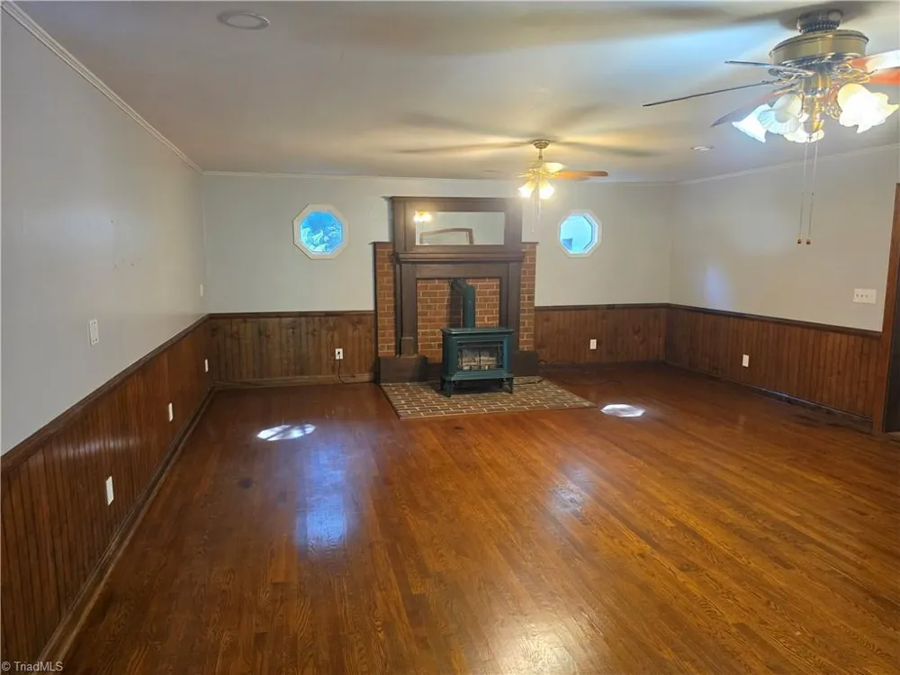 1520 Nc Highway 62 E Climax, NC 27233