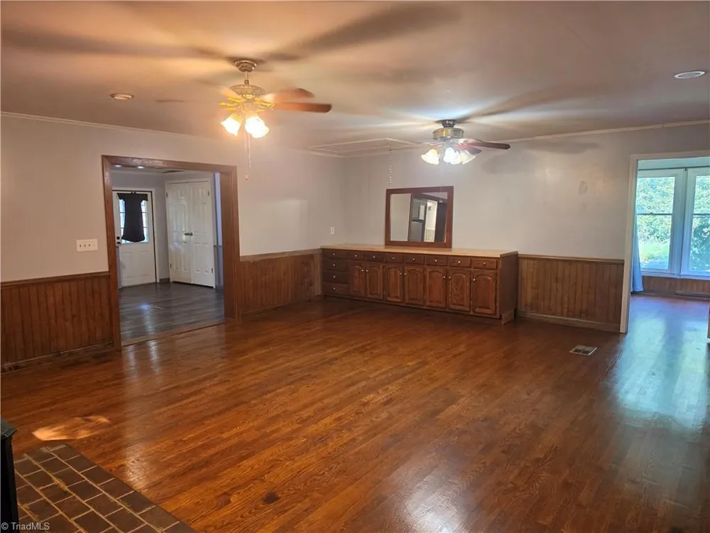 1520 Nc Highway 62 E Climax, NC 27233
