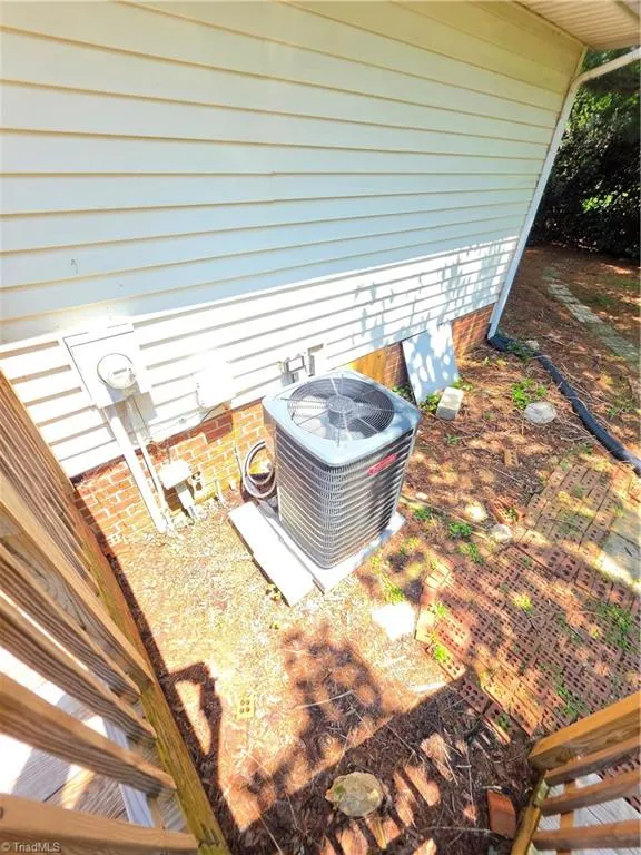 1520 Nc Highway 62 E Climax, NC 27233