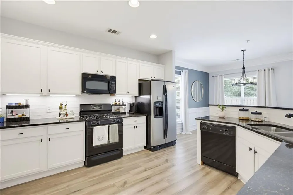 403 Mountain View Lane Woodstock, GA 30188