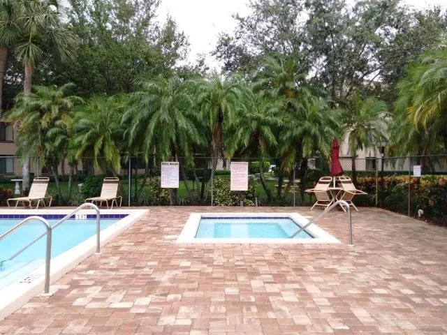 201 Foxtail Drive #C1 