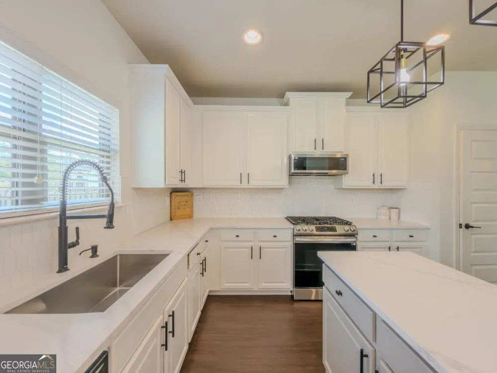45 Streamside DR Covington, GA 30016