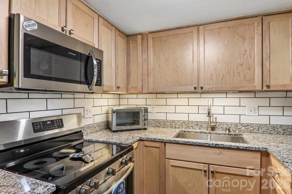 70 Ninevah Road Waynesville, NC 28786