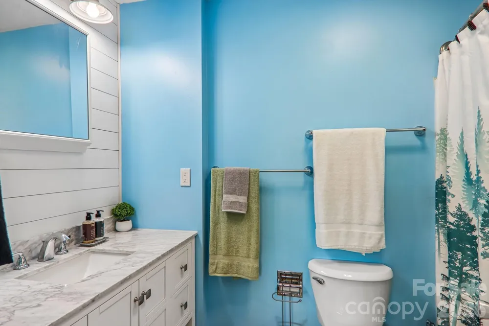 70 Ninevah Road Waynesville, NC 28786