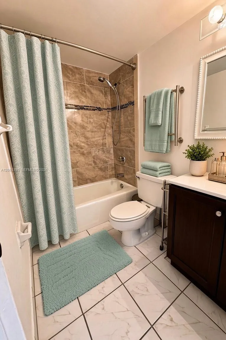 610 Tennis Club Dr #407 Fort Lauderdale, FL 33311
