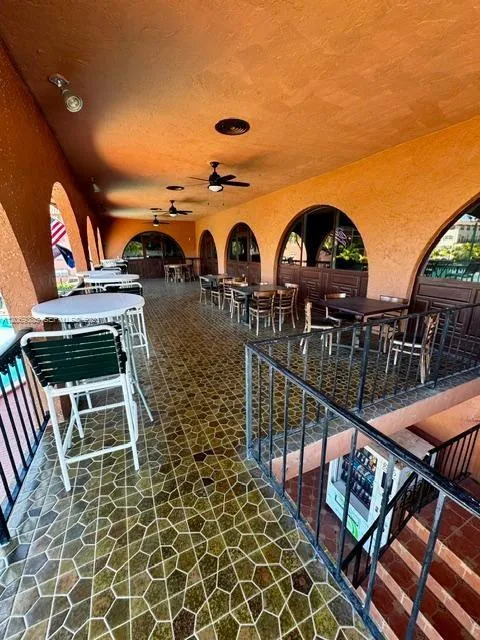 610 Tennis Club Dr #407 Fort Lauderdale, FL 33311