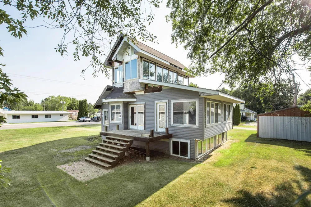 221 E Lake Street Parkers Prairie, MN 56361