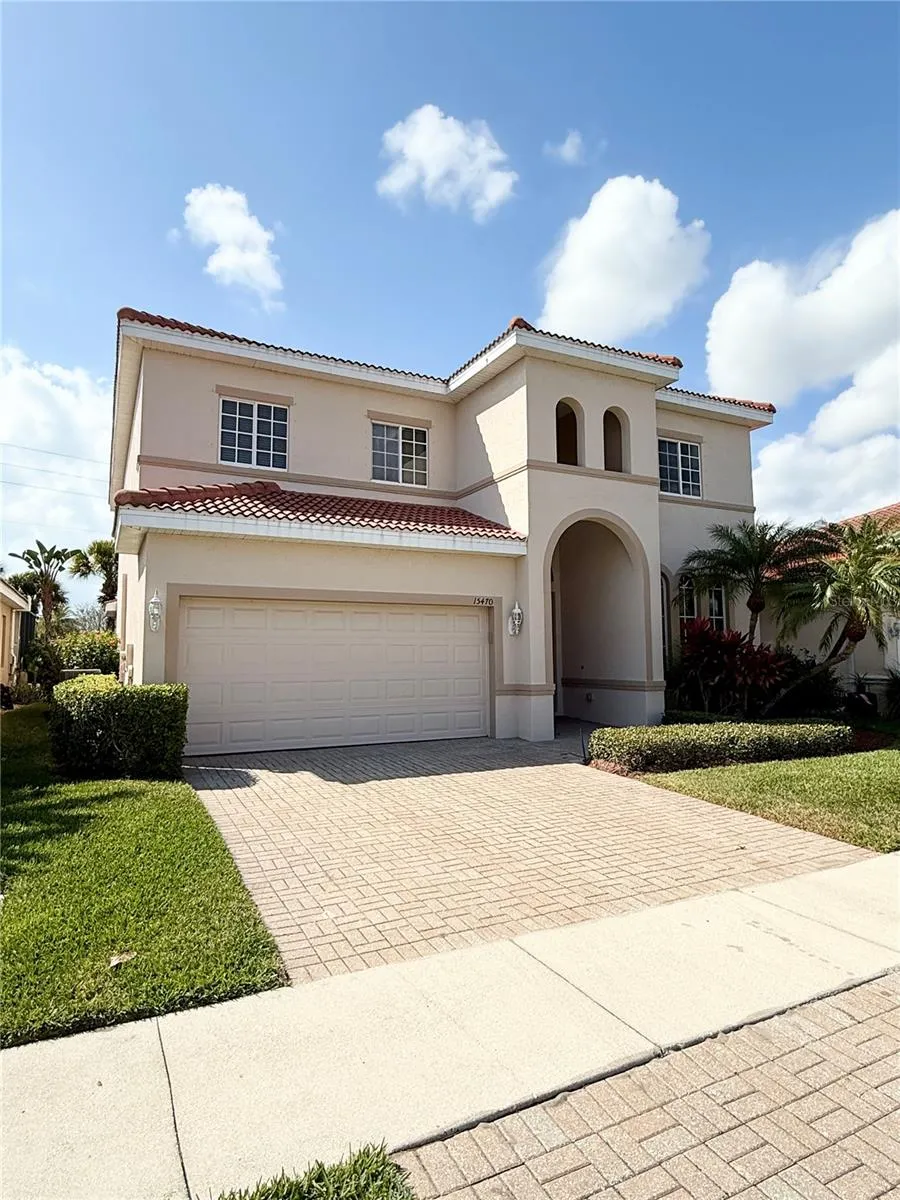 15470 LAGUNA HILLS DRIVE Fort Myers, FL 33908