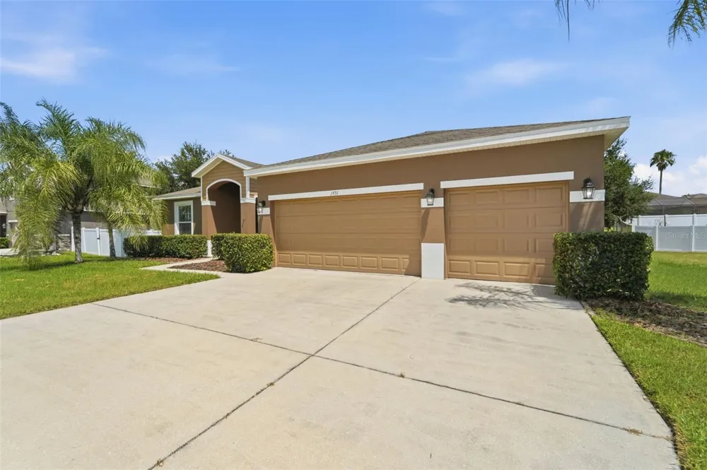 1451 DAYSTAR LANE Deltona, FL 32725