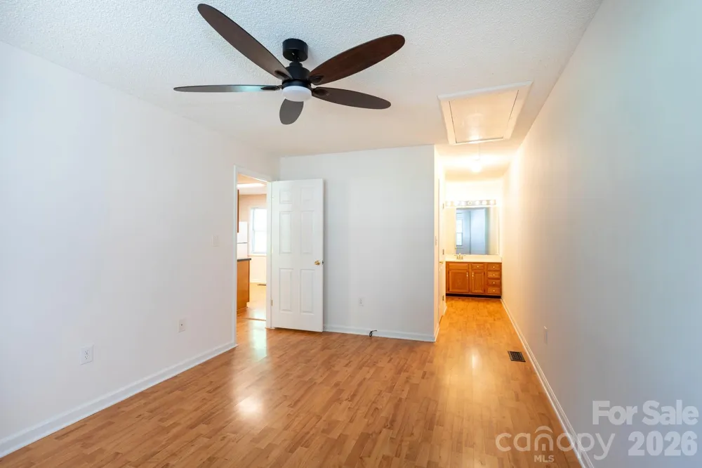 820 SE Clearview Court SE Concord, NC 28025
