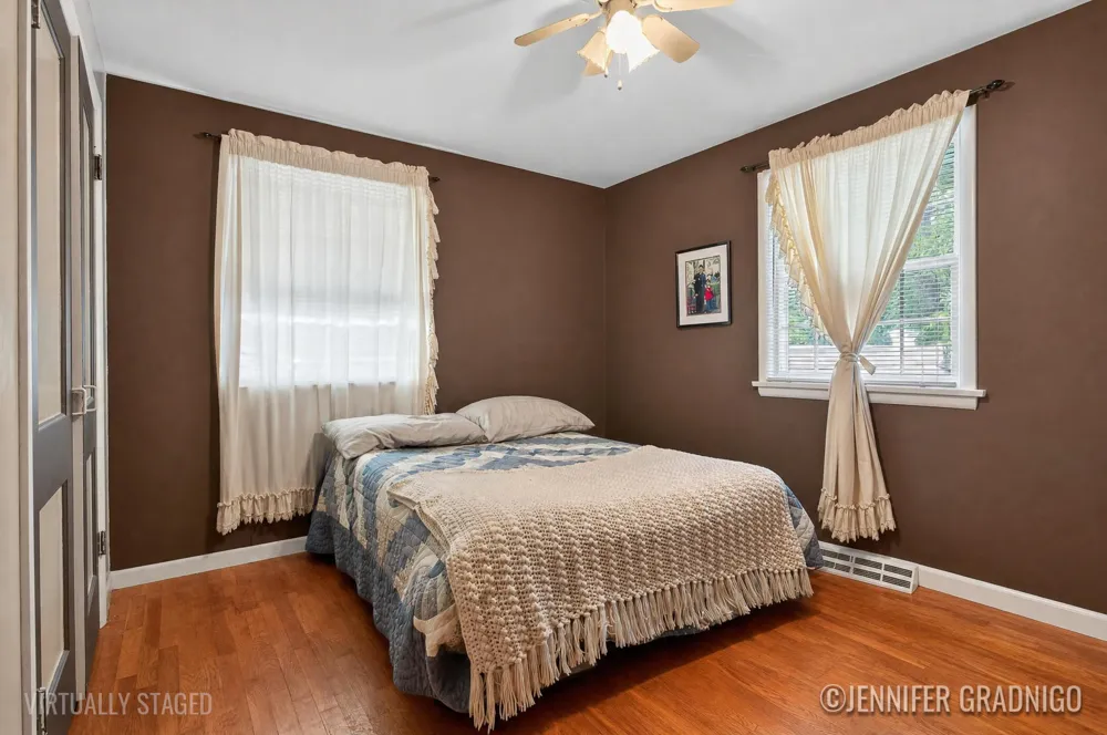 943 Grandridge Court Holland, MI 49423