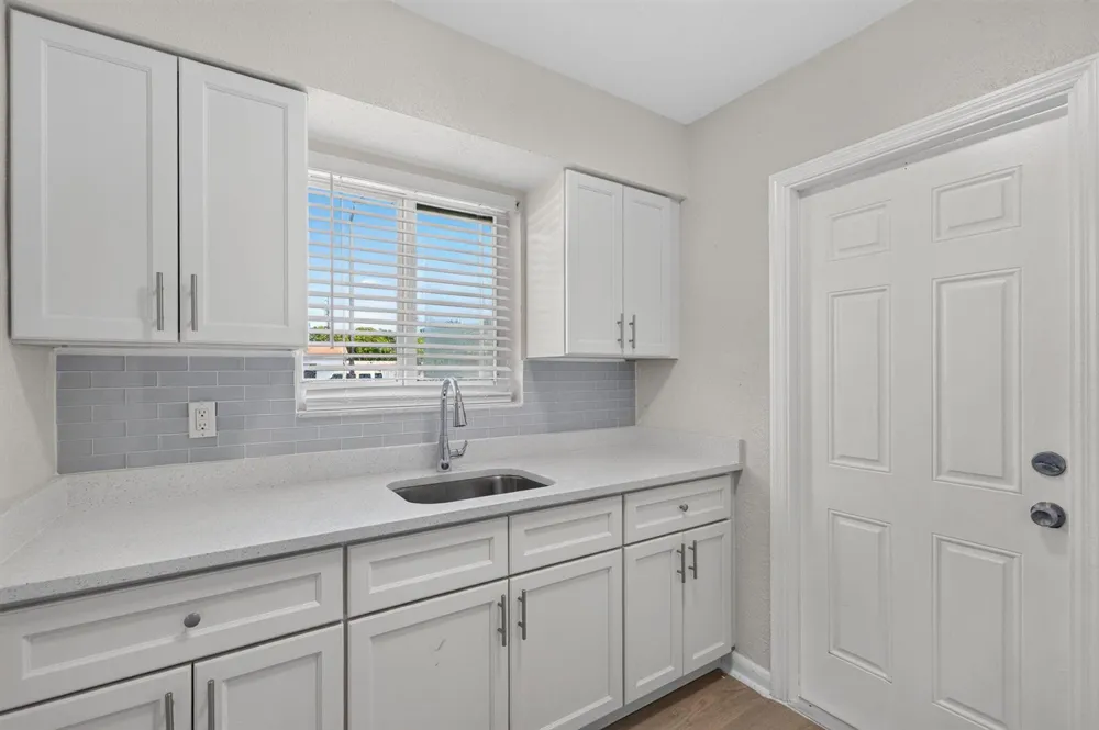 3201 NE 7th Avenue #C Pompano Beach, FL 33064