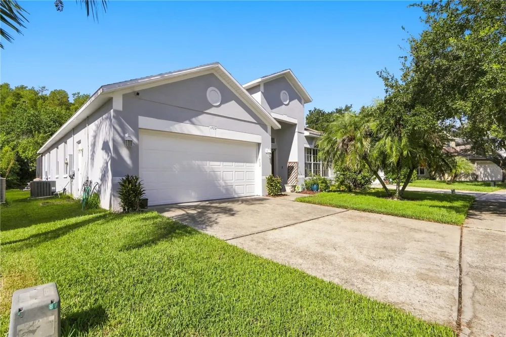 1732 NESTLEWOOD TRAIL Orlando, FL 32837