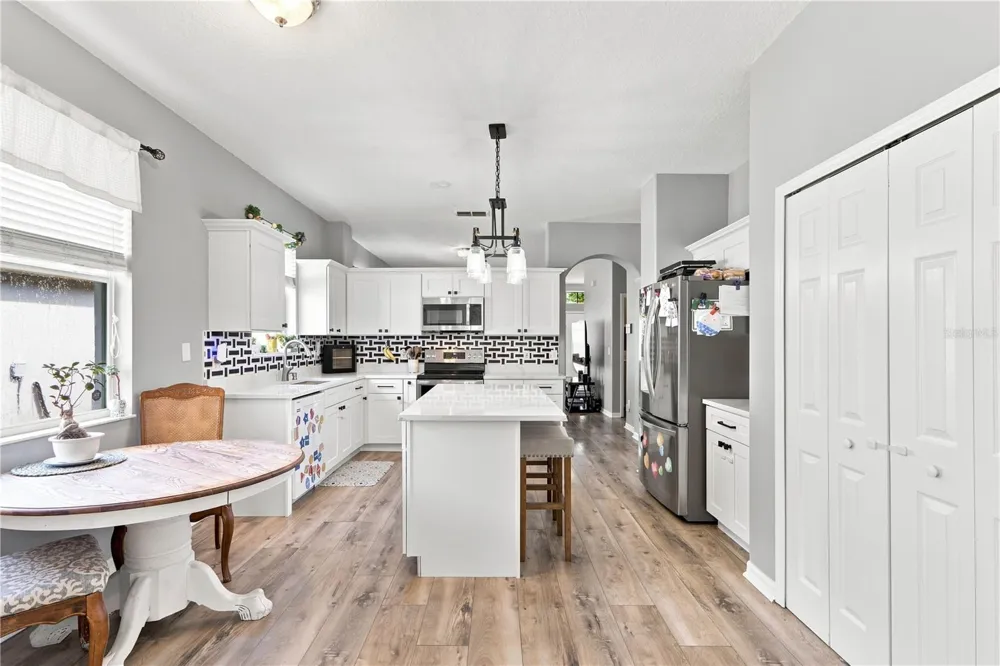 1732 NESTLEWOOD TRAIL Orlando, FL 32837