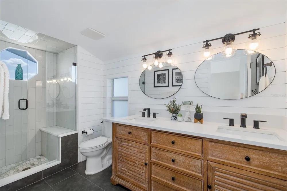 2501 BAY BOULEVARD Indian Rocks Beach, FL 33785